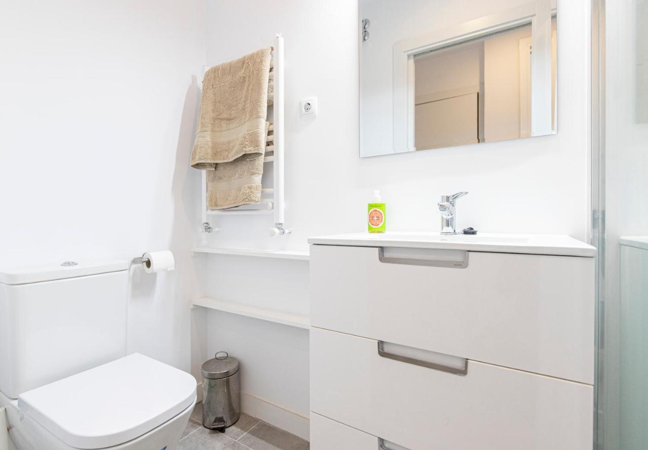 Apartamento 3 Habitaciones En El Barrio Justicia Madrid Eksteriør billede